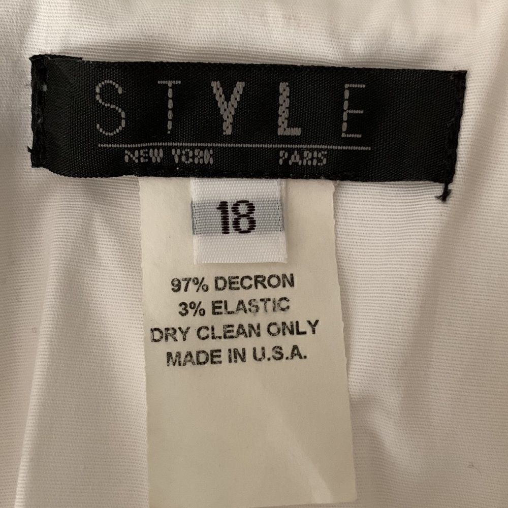 Style White Top  - Picture 8 of 9
